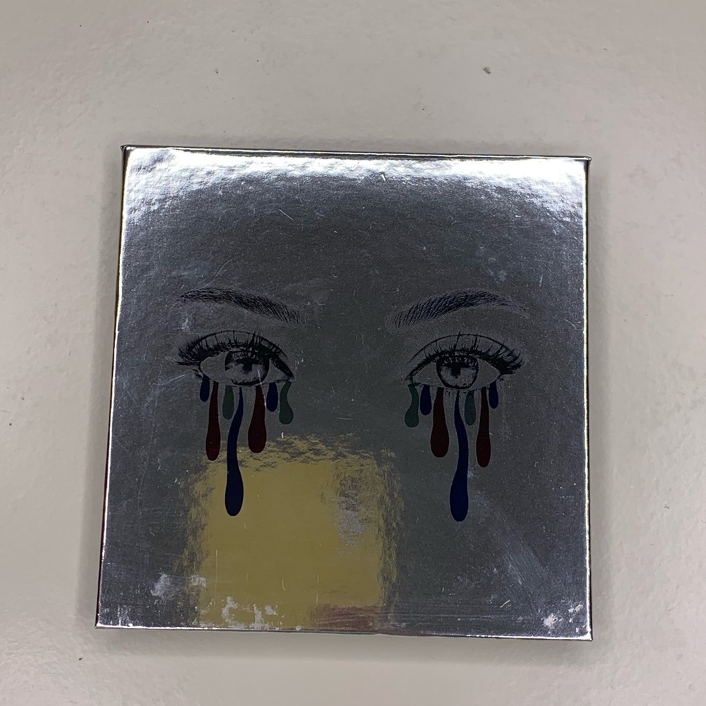 Kylie Cosmetics Holiday Palette